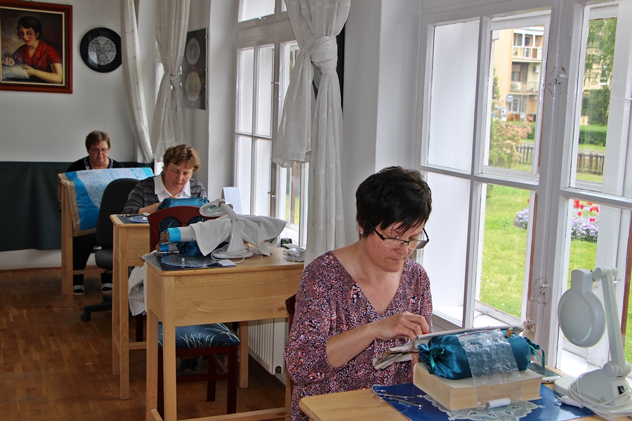 Ígéretes csipkés év