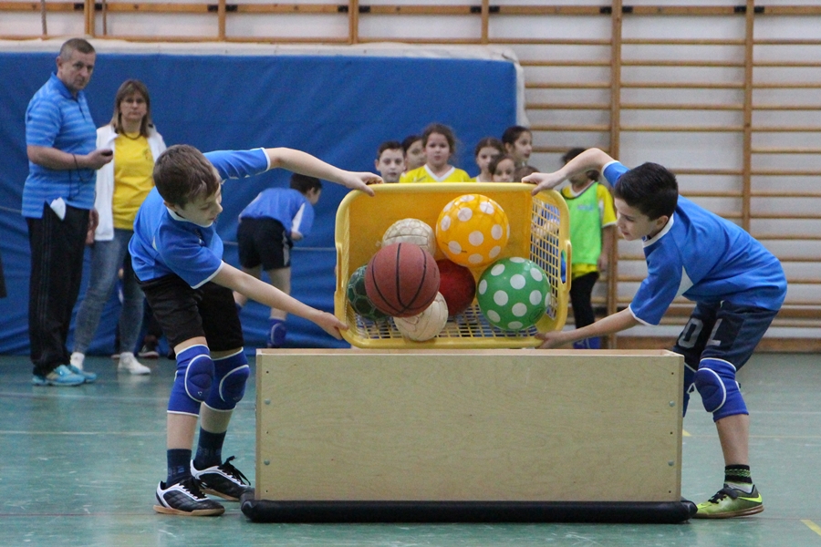 Országos elődöntőbe jutott a Kertváros (galériával)