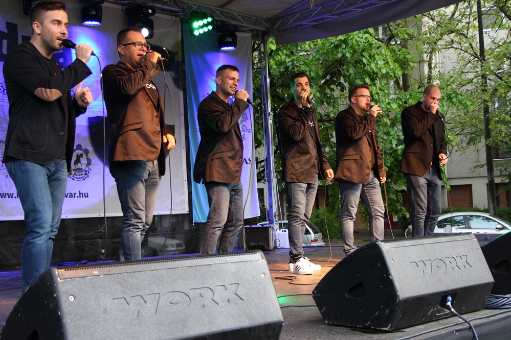 Minden évben Halason