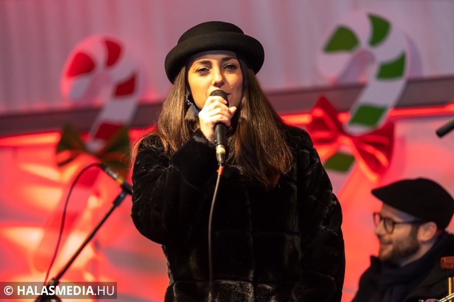  Boggie koncerttel és Merkbau születésnappal indult a adventi programsorozat (galéria)