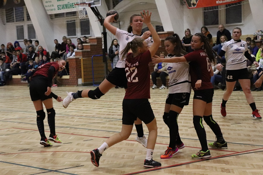 Nagy küzdelemben vesztett az UKSC (galéria)