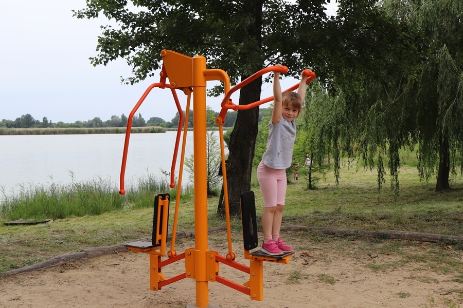 Befogadó játszótér épül a Sóstónál – további fejlesztésekre is pályáznak