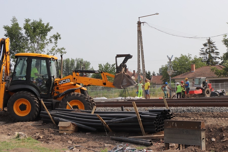 Megnyitják az Átlós úti vasúti átjárót