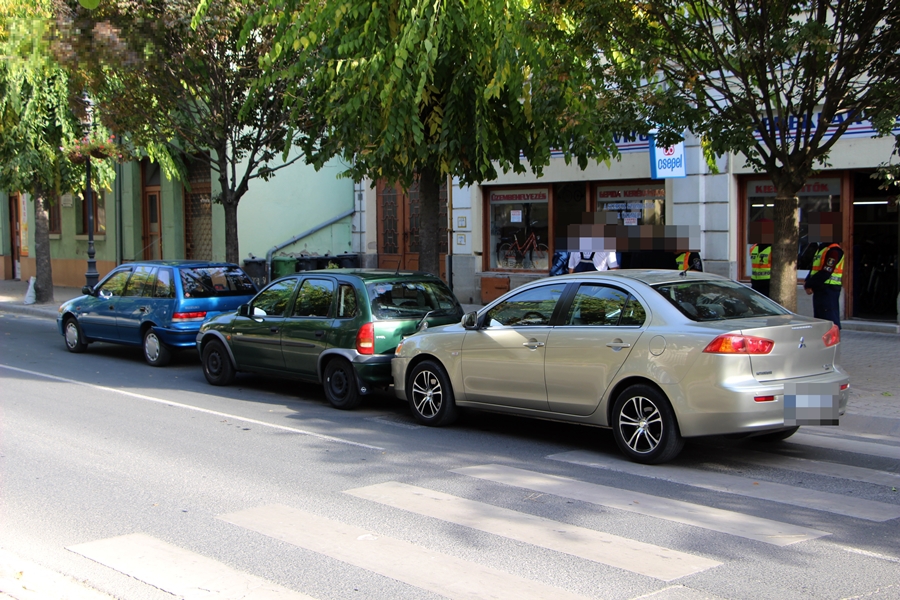 Hármas koccanás a belvárosban