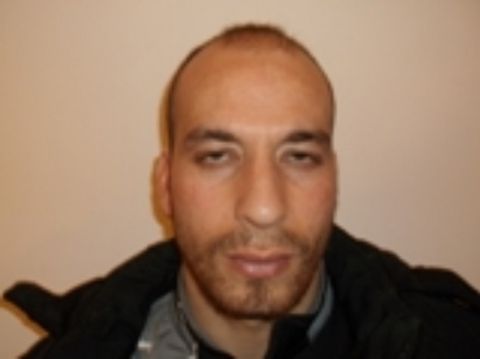 Egy megvan, de őt még keresik