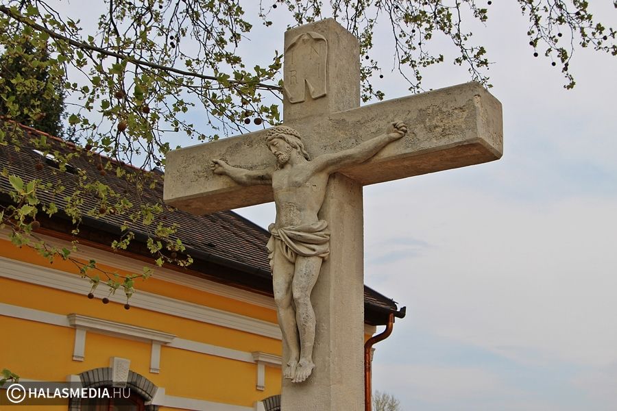 Húsvéti egyházi események Halason