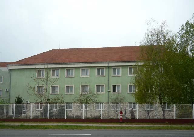 Tompáé a halasi intézmény