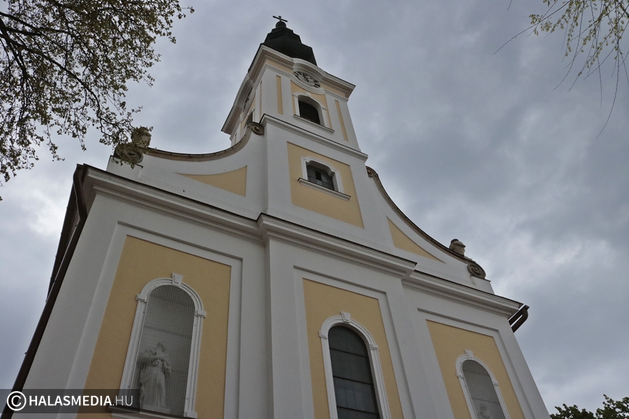 Nagycsütörtök, nagypéntek - mutatjuk az egyházi eseményeket