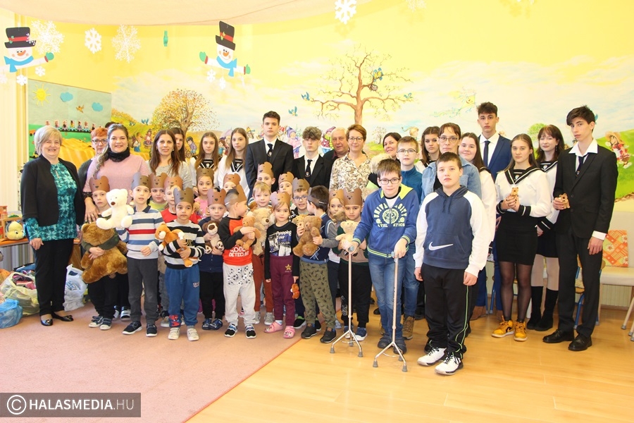 Hetedik halasi medvenap