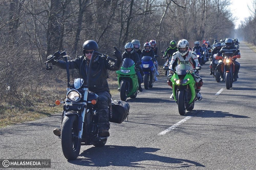 (►) Több mint háromszázan húzták a gázkart