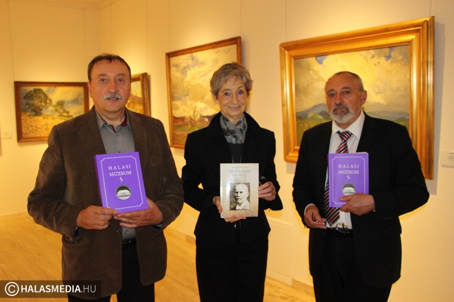 Múzeumi est új kötetekkel