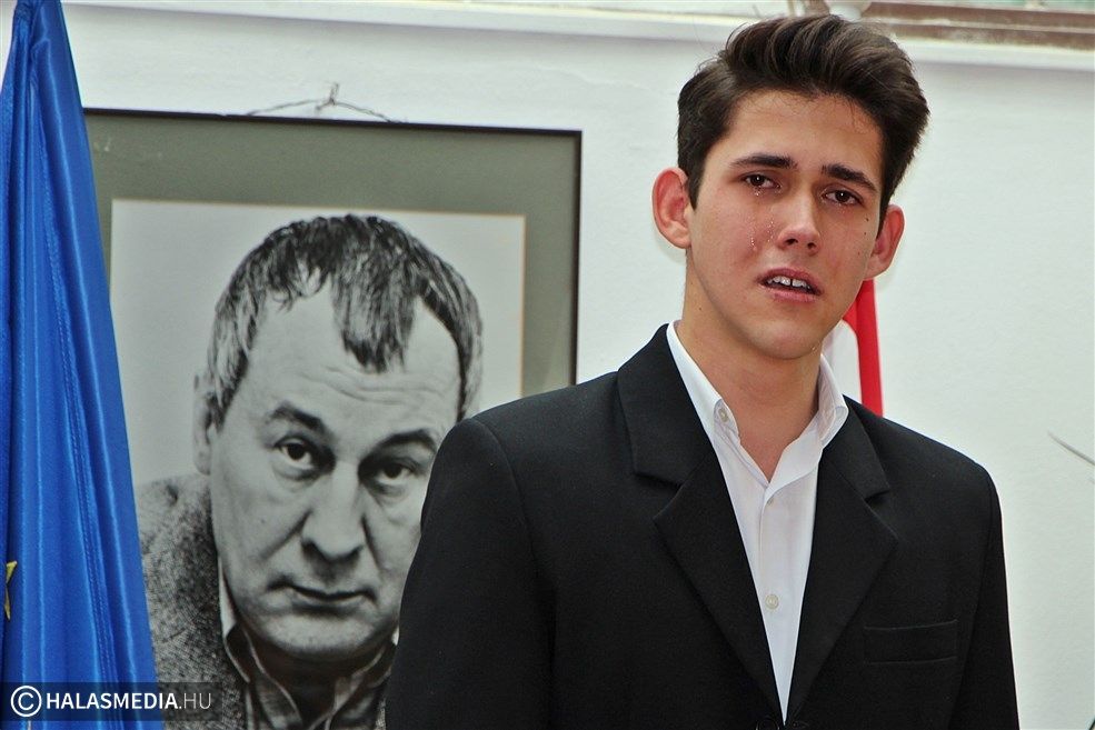 Könnyek vezettek a dobogóig