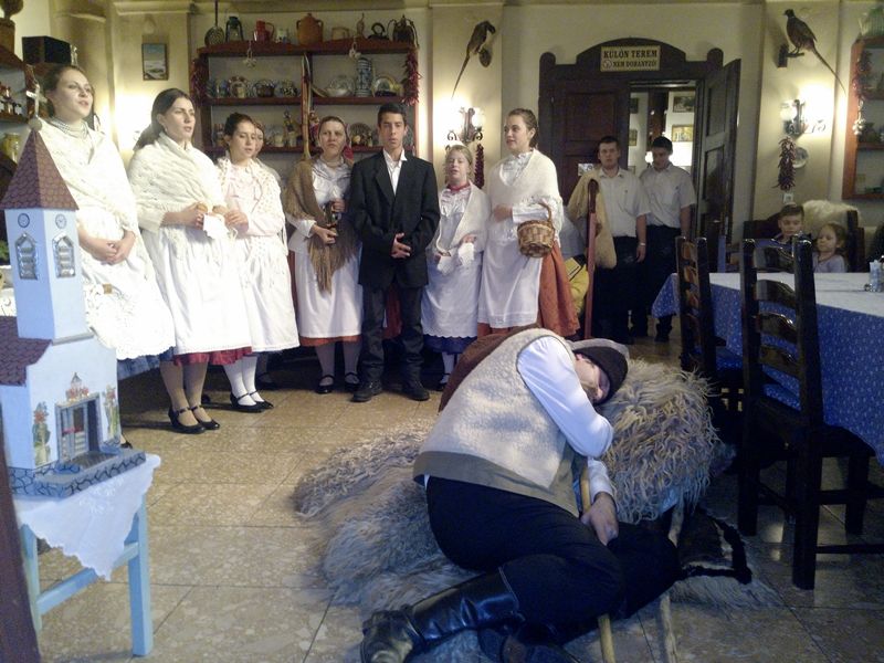 Szenttamásiak betleheme