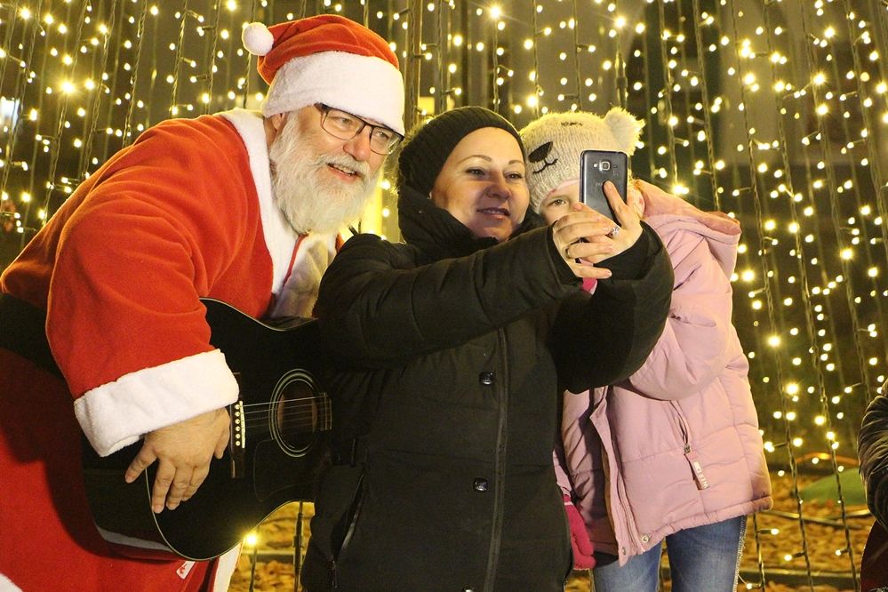 Vasárnap online Mikulás