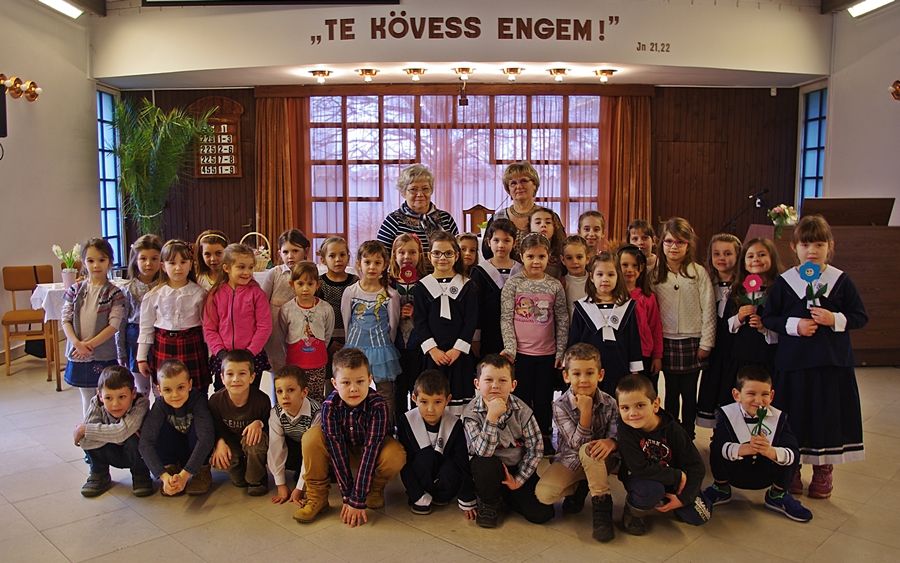 (►) Láthatóvá tett mesék