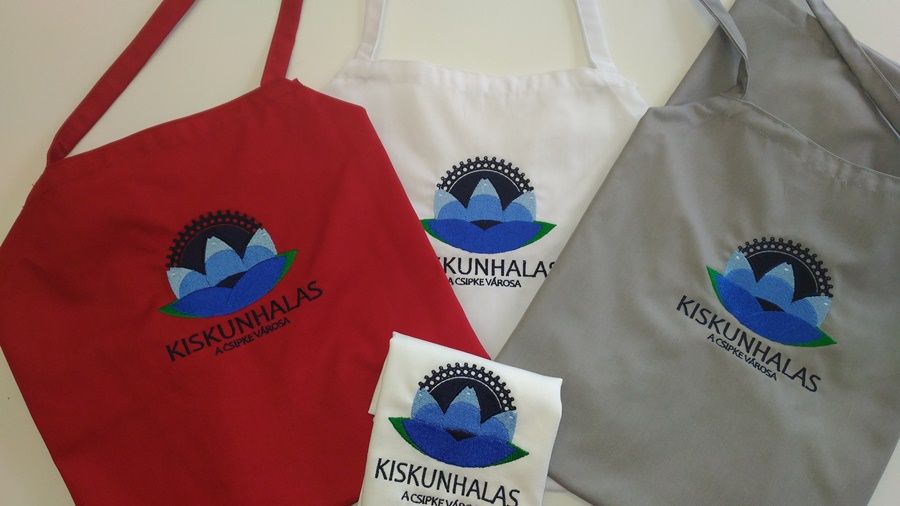 (►) Beszállunk mi is a karácsonyi ajándékozásba