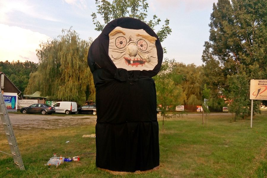 (►) Boszorkányos este várható