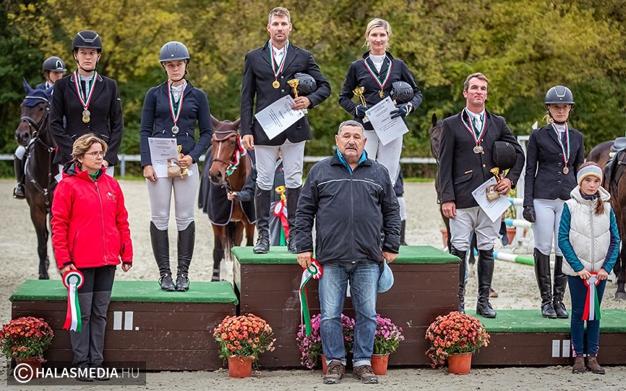 Halasi OB arany és ezüst lovastusában