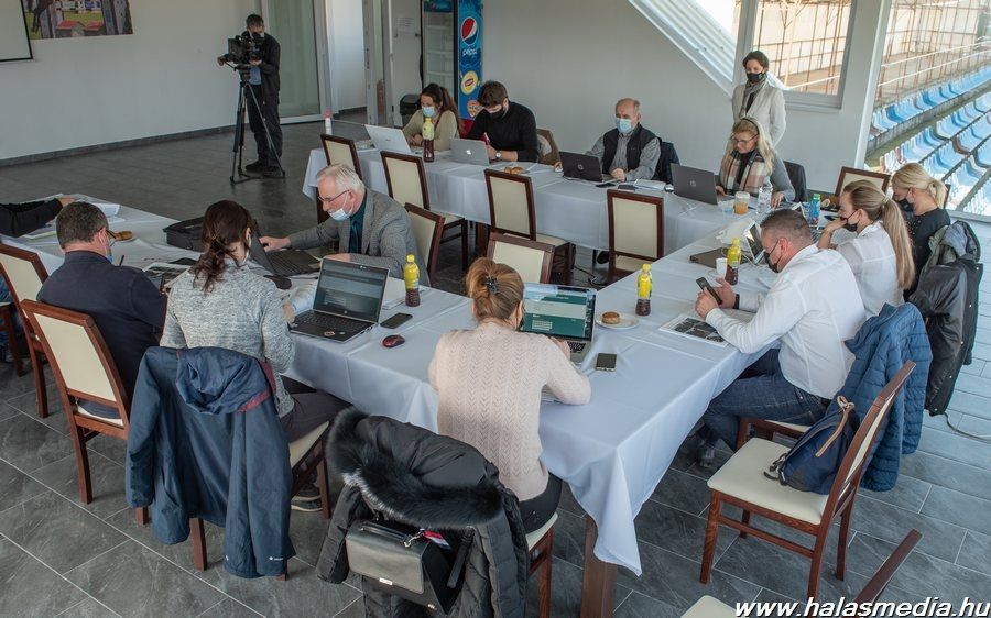 Országos képzés és vizsga a lovasparkban