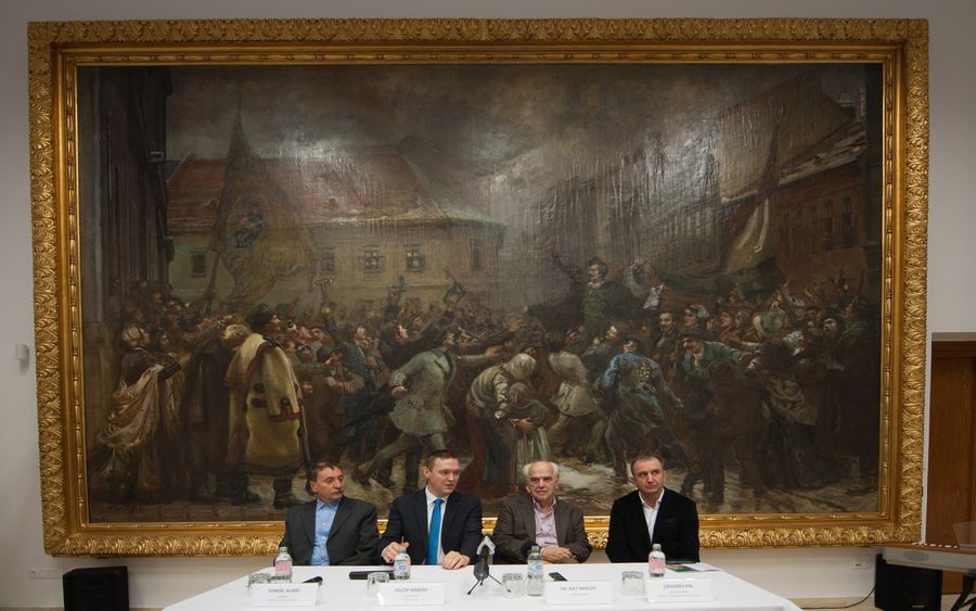 A sajtónak már bemutatták az egyedülálló kiállítást