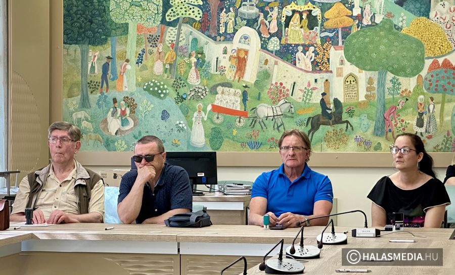 (►)  Közel 11 milliós támogatás 41 szervezetnek (galéria)