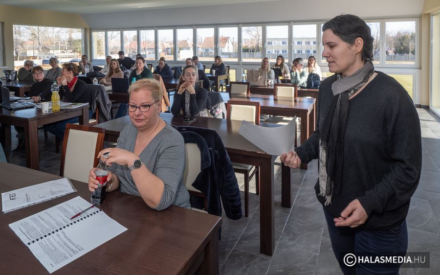Országos versenybíróképzés a Hirling Lovasparkban (galéria)