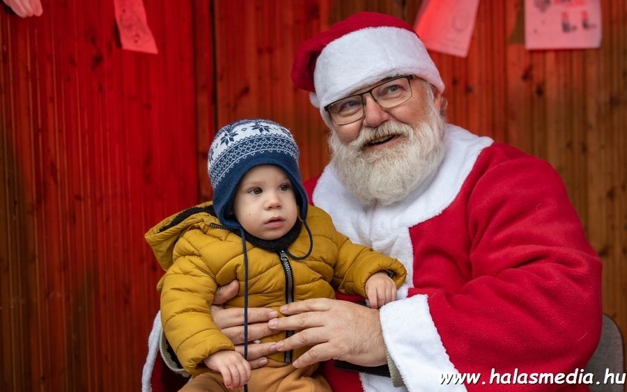 A Közösségek Házában várja a gyerekeket a Mikulás