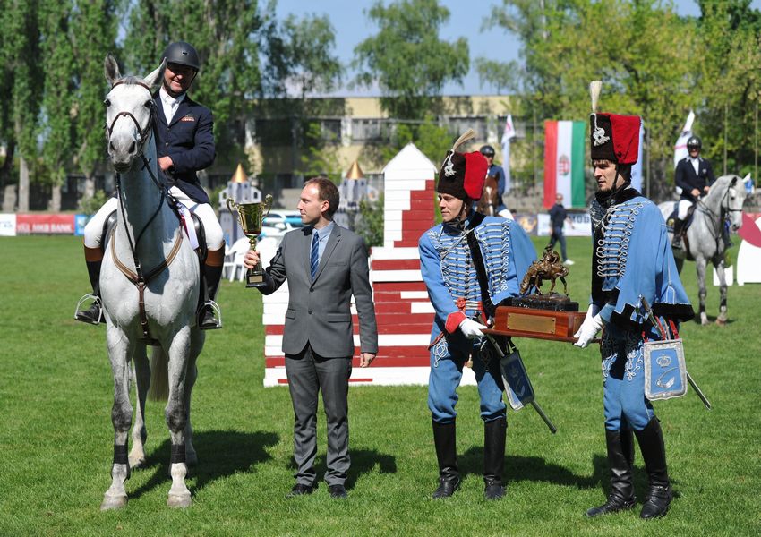 ifj. Szabó Gábor triplázott