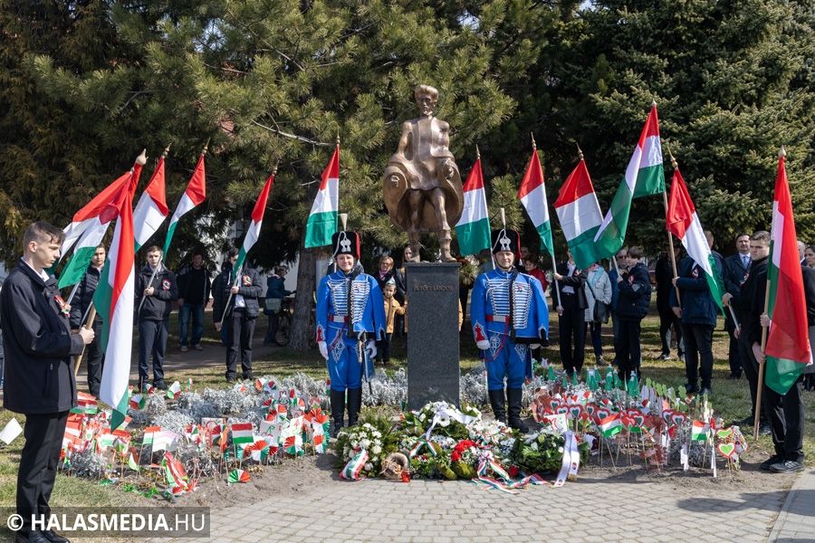 Így ünnepelt Kiskunhalas március 15-én