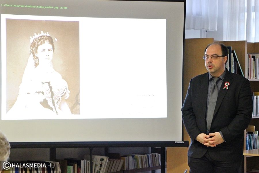 Erzsébet királyné igazi arca