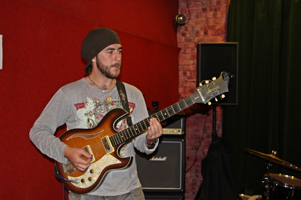 Önazonosság emberileg és zeneileg