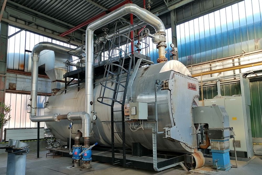 (►) Egyre kevesebben tartoznak a fűtésdíjjal