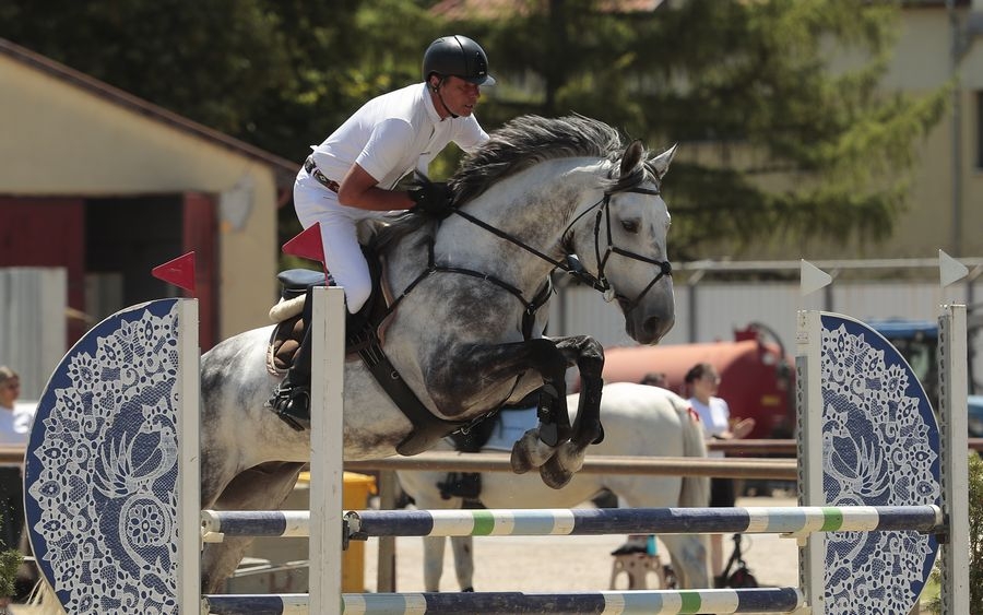 Szombat: ismét 3 halasi elsőség a lovasparkban