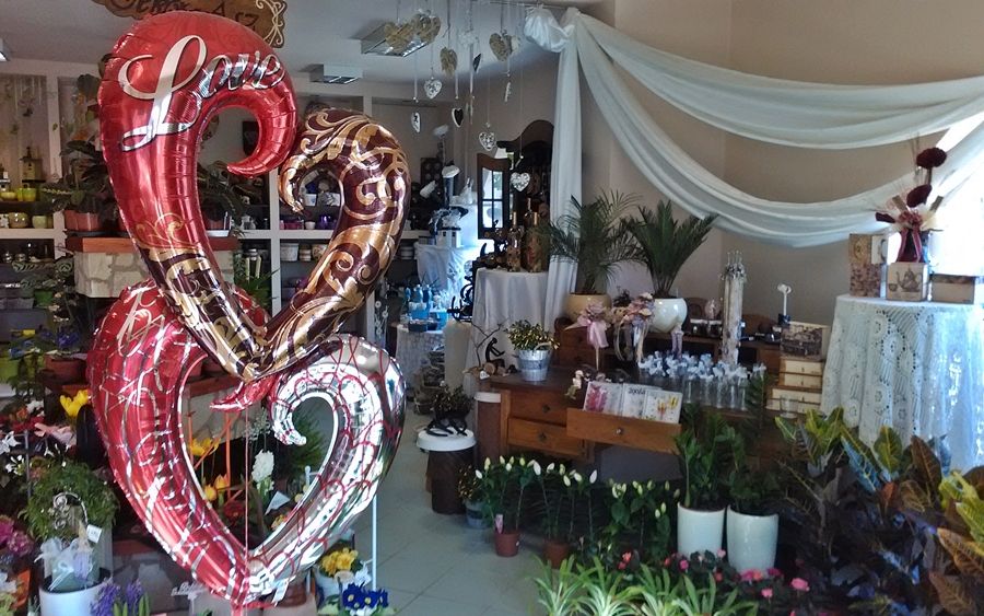 (►) Halas is vörösbe borult