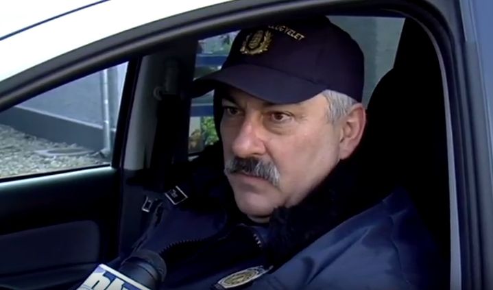 Víg Tibor kapja a közszolgálati-díjat