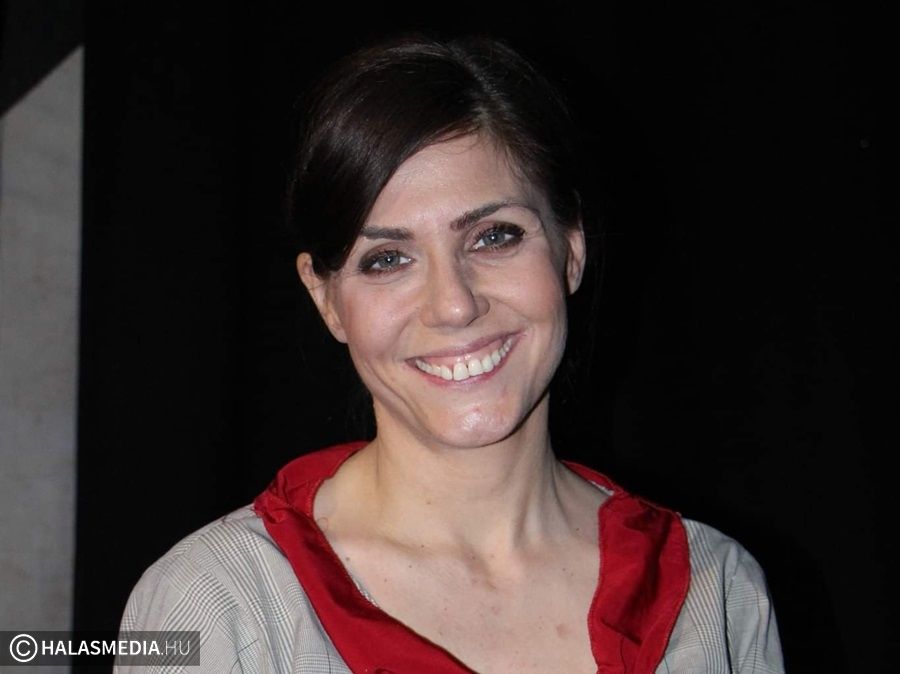 Családi körben Verebes Linda