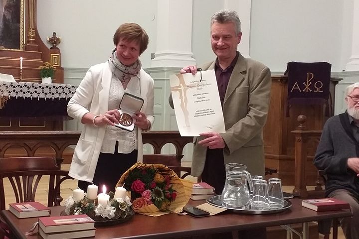 Bátorság az egyházért