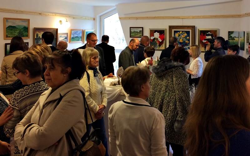 Halasi kiállítás a PAX Televízióban