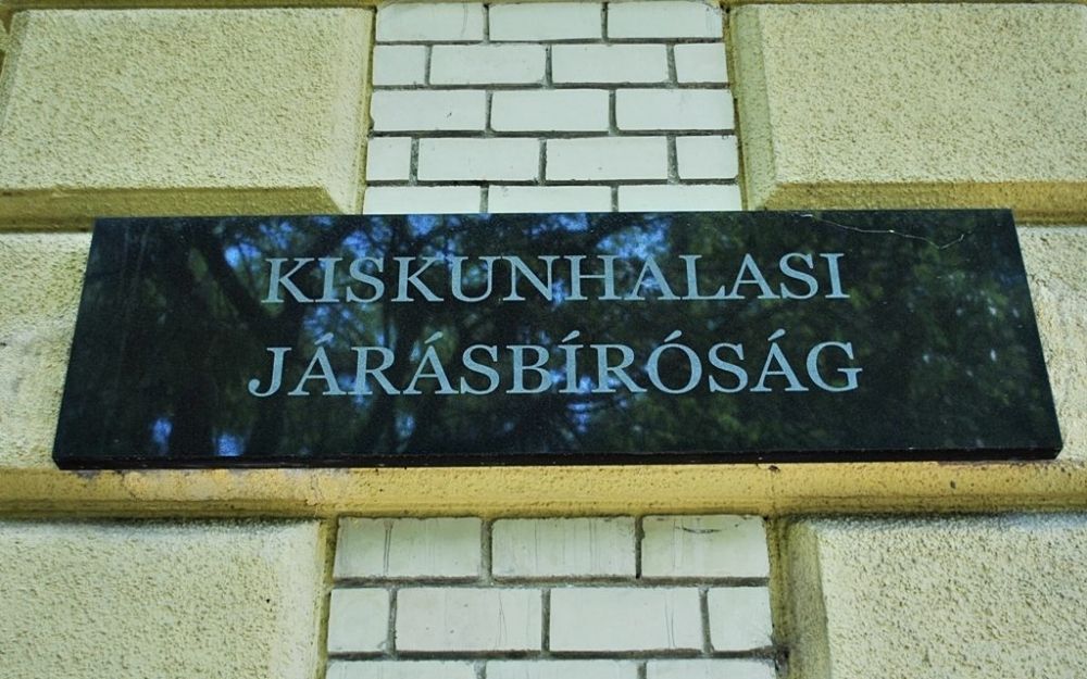 Orrot tört a migráns, kiutasították