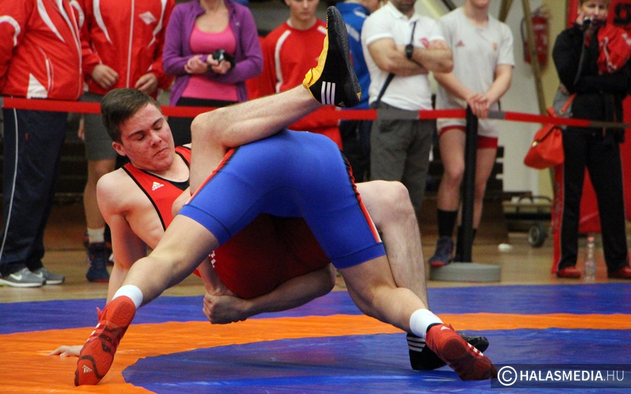 Halas kitűnőre vizsgázott