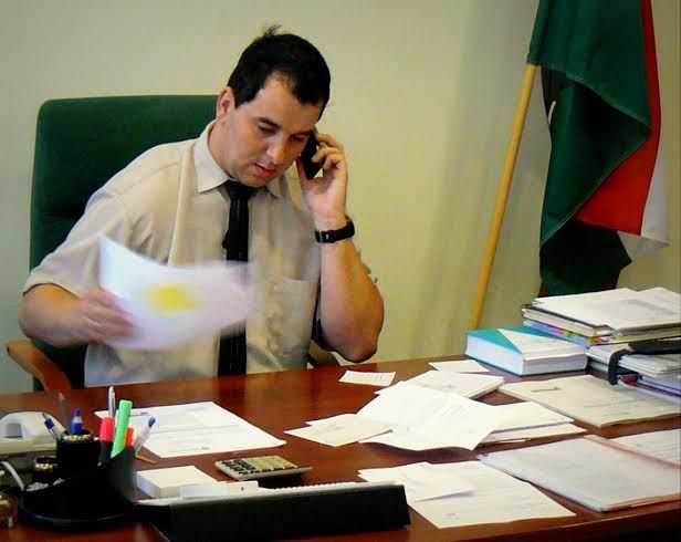 Igazgató úr, ezt miért és hogyan gondolta?!