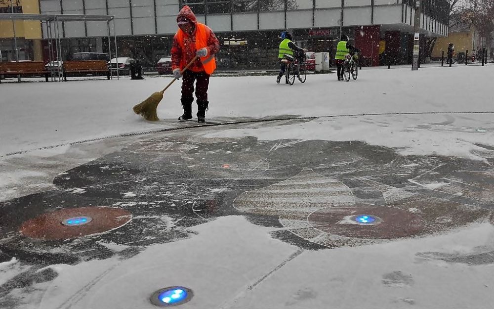 Vigyázat, csúszásveszély!