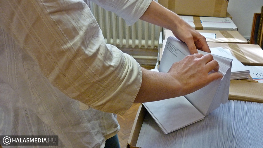 Mindenki megkapja a csekket