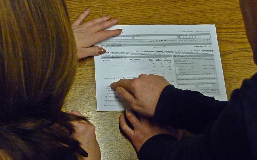 Nyilatkozni kell a kedvezményekről