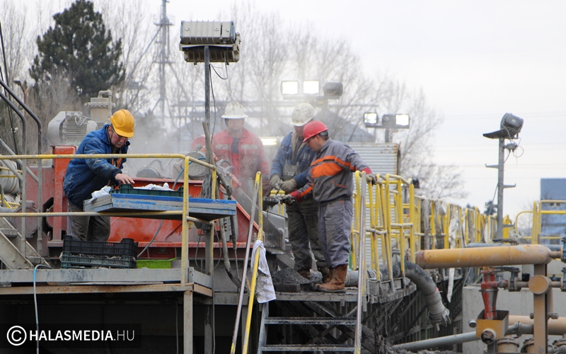 Két kilométerrel a föld alatt