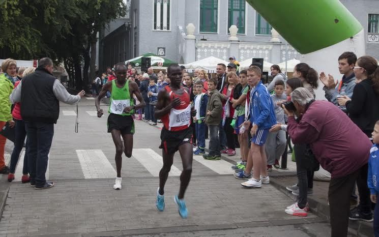 Szüreti kocogás és utcai futóverseny