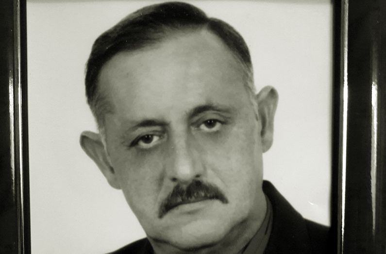 Gyászol a halasi cigányság