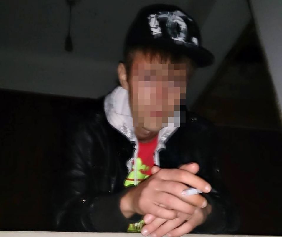 Visszatért a helyszínre a késelő (videóval)