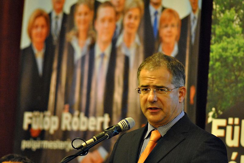 Kósa Lajos: kormánypárti testület kell