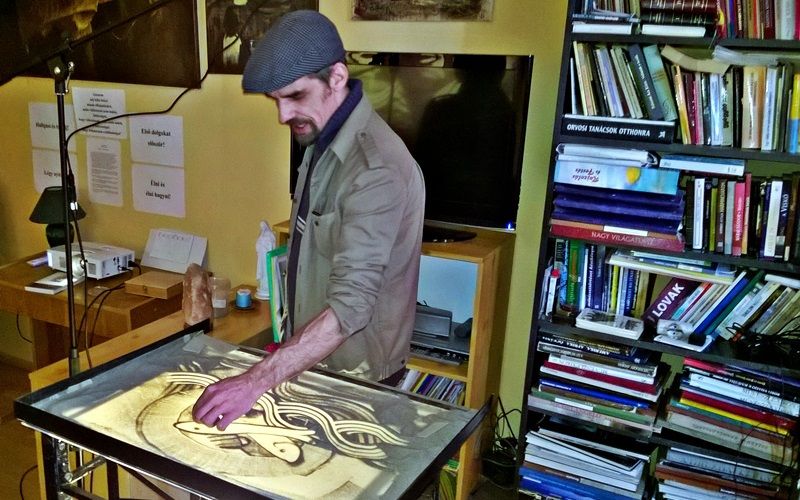 (►) Homokanimáció a Szüreti Napokon